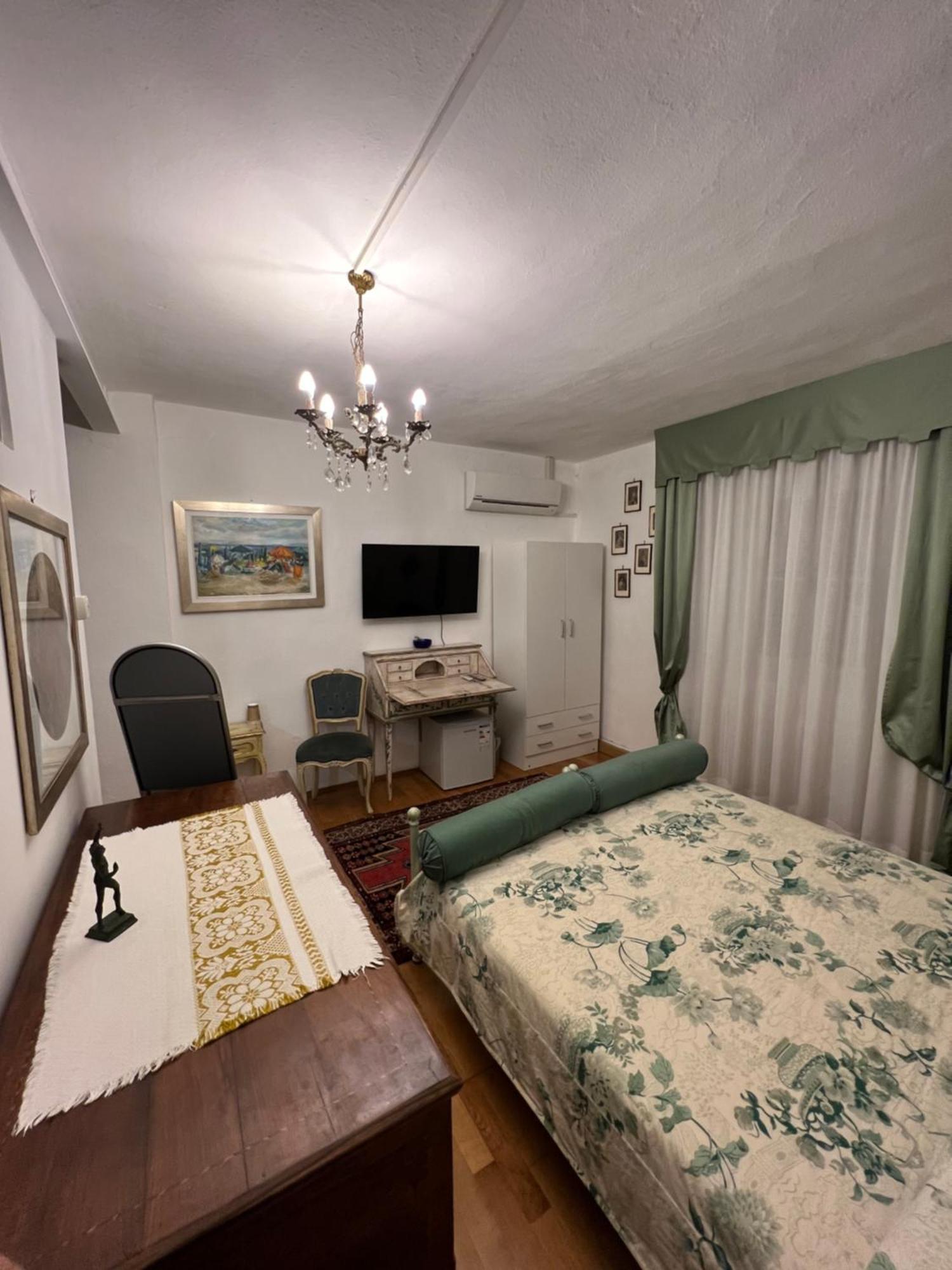 B&B La Casa Del Sole Manzano Rum bild